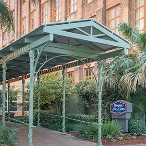 Hampton Inn and Suites New Orleans - Convention Center Hotel